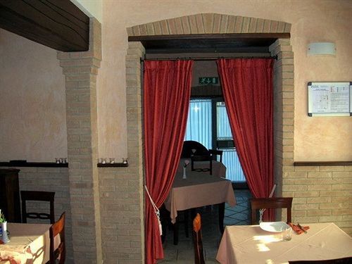Hotel Fontana รูเบียรา ภายนอก รูปภาพ